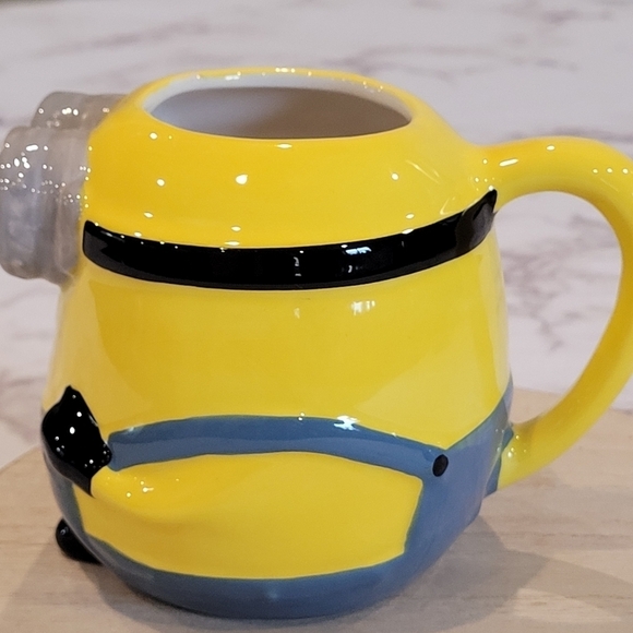 Minions Despicable Me Ceramic Coffee Mug Glass - Picture 3 of 12